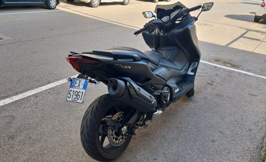 Yamaha T-Max 560 Tech Max