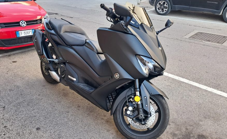 Yamaha T-Max 560 Tech Max