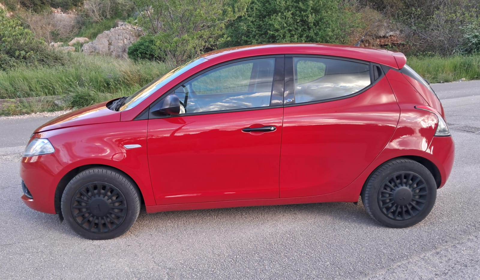 Lancia Ypsilon 1.2 69 CV 5 porte GPL Ecochic Elefantino Blu