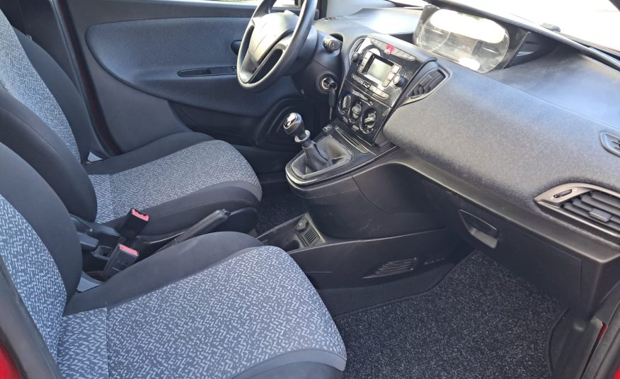 Lancia Ypsilon 1.2 69 CV 5 porte GPL Ecochic Elefantino Blu