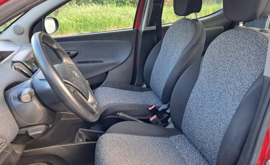 Lancia Ypsilon 1.2 69 CV 5 porte GPL Ecochic Elefantino Blu