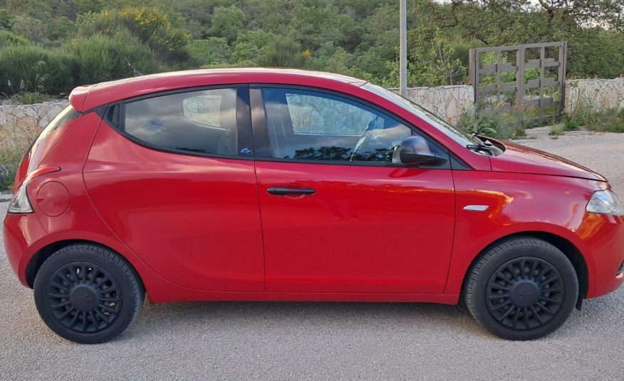 Lancia Ypsilon 1.2 69 CV 5 porte GPL Ecochic Elefantino Blu