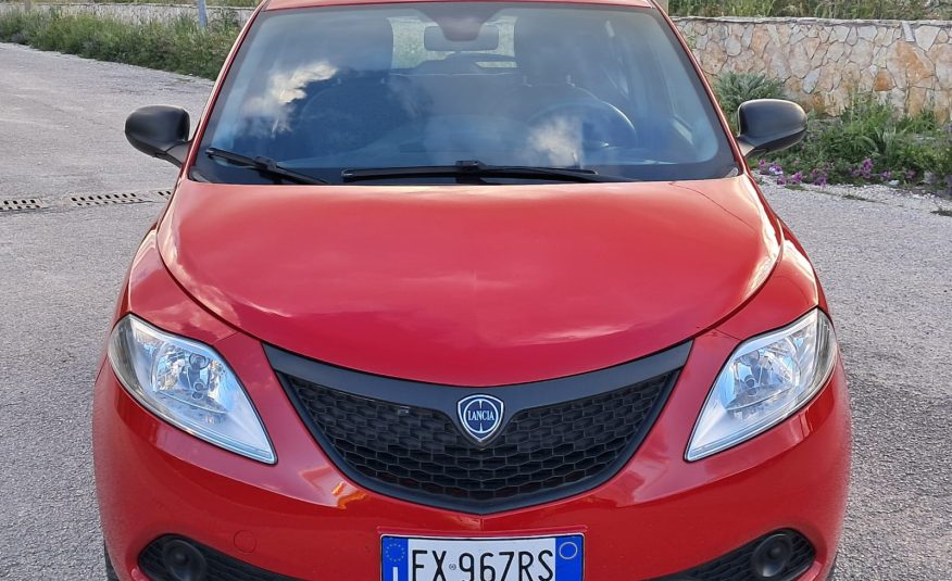 Lancia Ypsilon 1.2 69 CV 5 porte GPL Ecochic Elefantino Blu