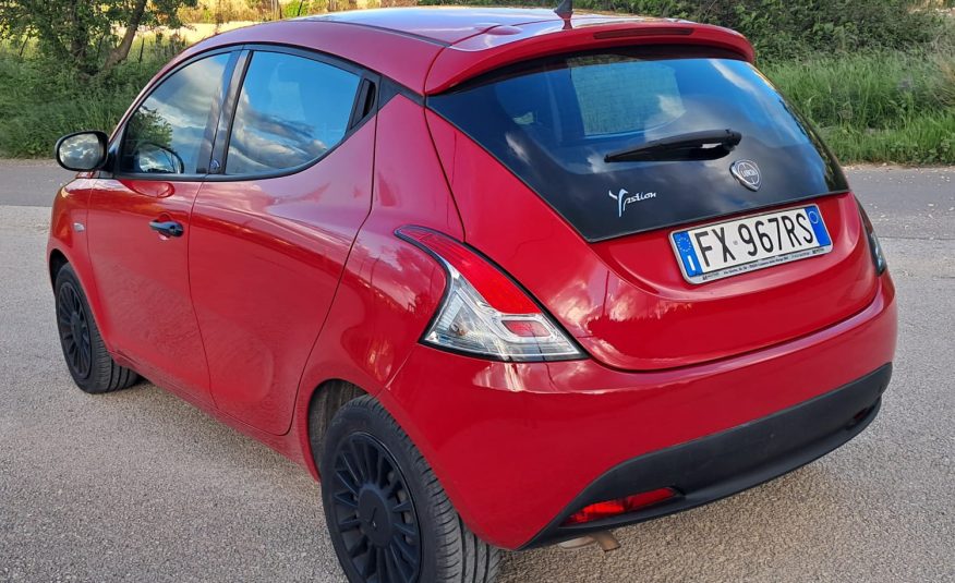 Lancia Ypsilon 1.2 69 CV 5 porte GPL Ecochic Elefantino Blu
