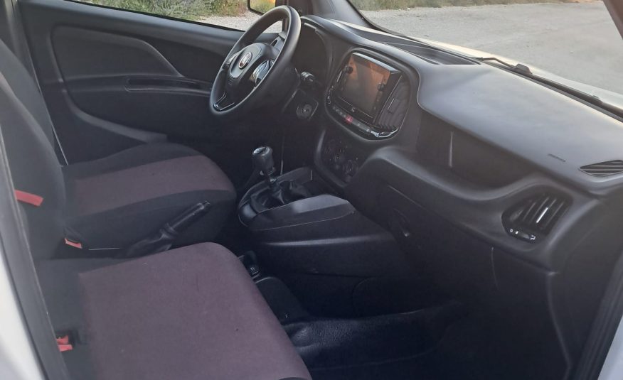 Fiat Doblò Cargo 3 Posti
