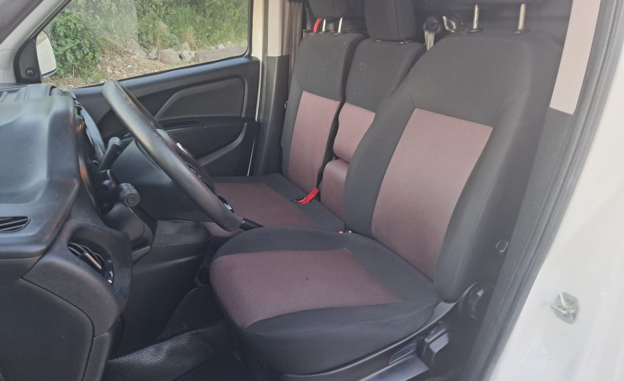 Fiat Doblò Cargo 3 Posti