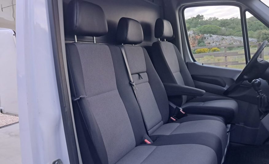 Volkswagen Crafter (Coibentato con figo)