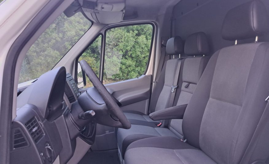 Volkswagen Crafter (Coibentato con figo)