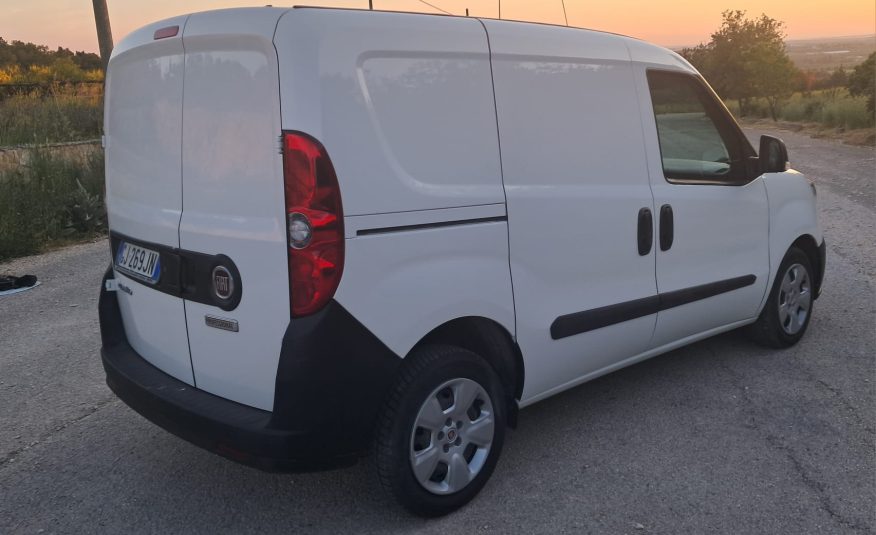 Fiat Doblò Cargo 3 Posti
