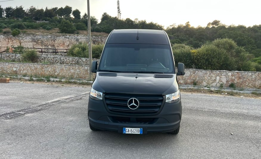 Mercedes Benz Sprinter (IVA ESPOSTA)