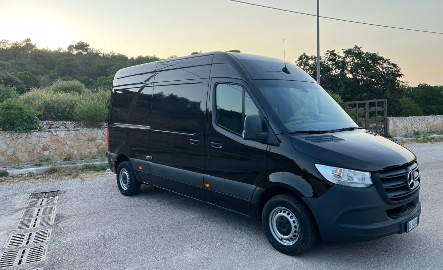Mercedes Benz Sprinter (IVA ESPOSTA)