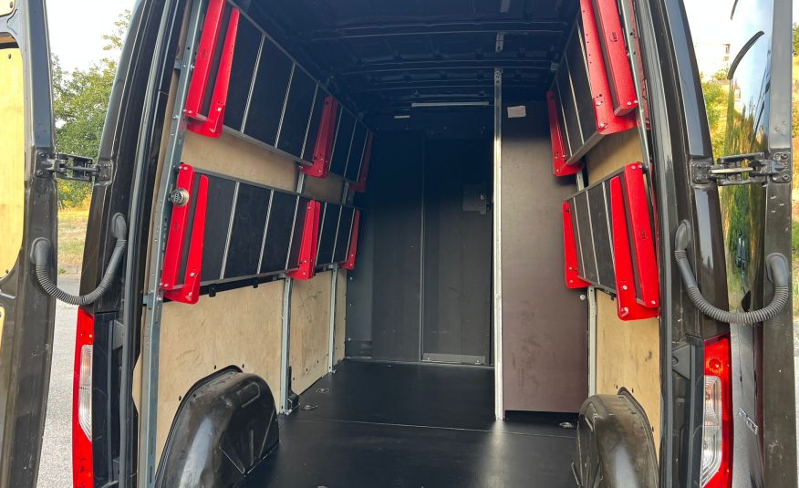 Mercedes Benz Sprinter (IVA ESPOSTA)