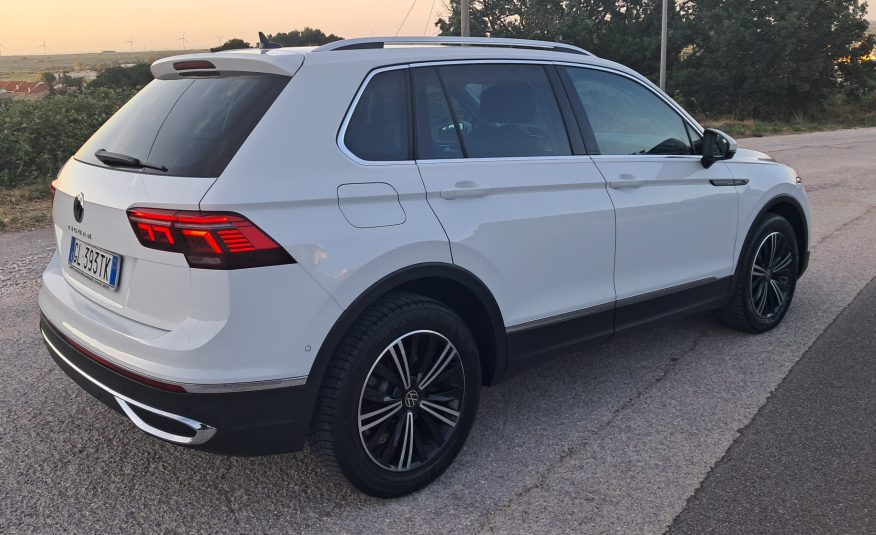 Volkswagen Tiguan 2.0 TDI 150 CV SCR DSG R-Line (IVA ESPOSTA)