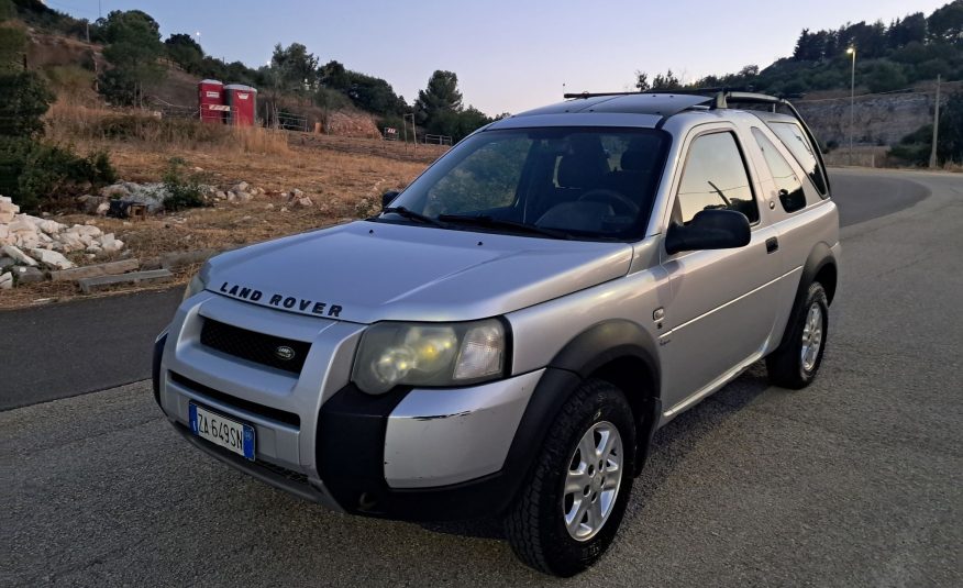 Land Rover Freelander Sport Cabrio con gancio traino