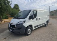 Peugeot Boxer (doppia porta laterale)