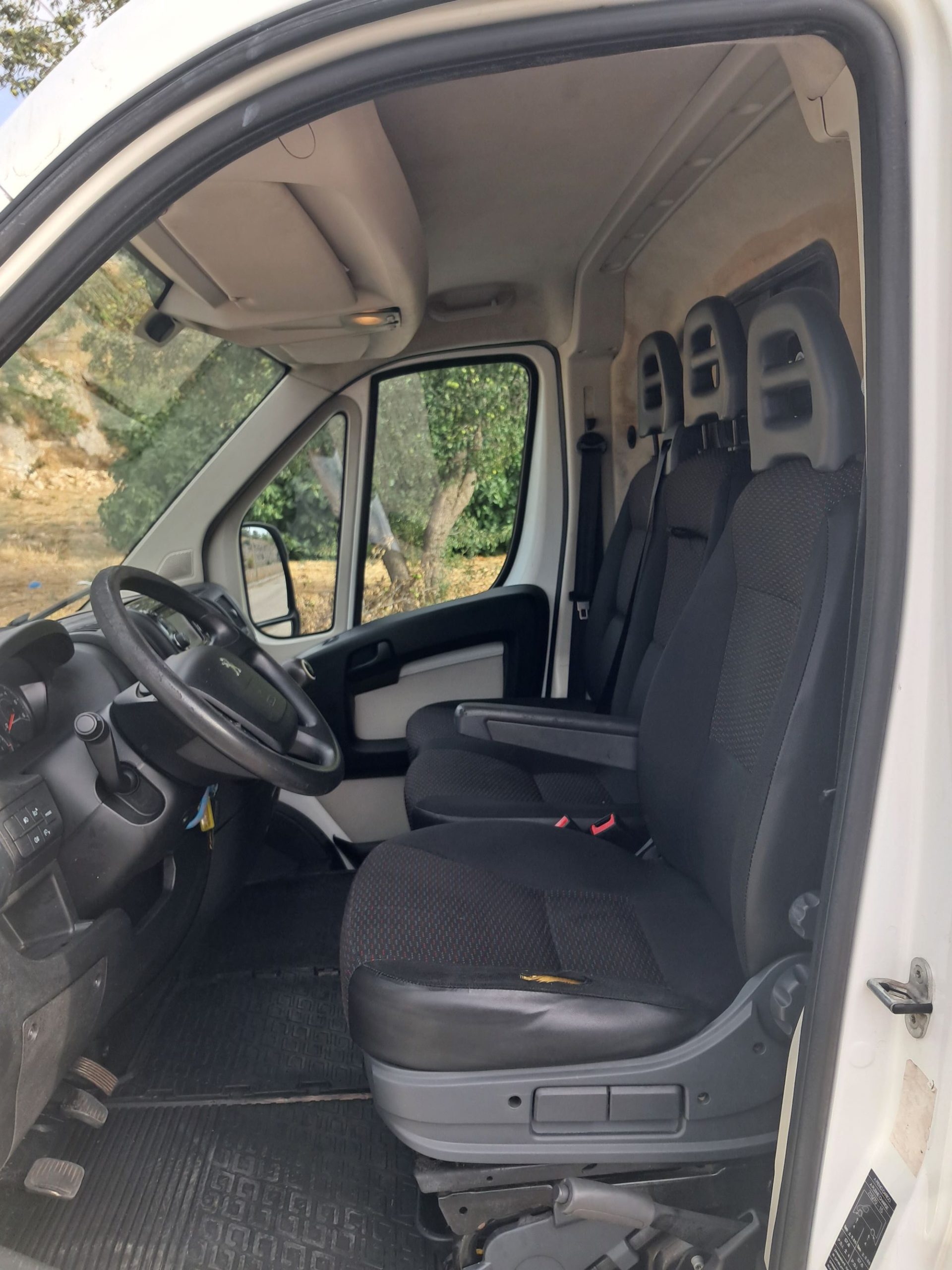 Peugeot Boxer (doppia porta laterale)