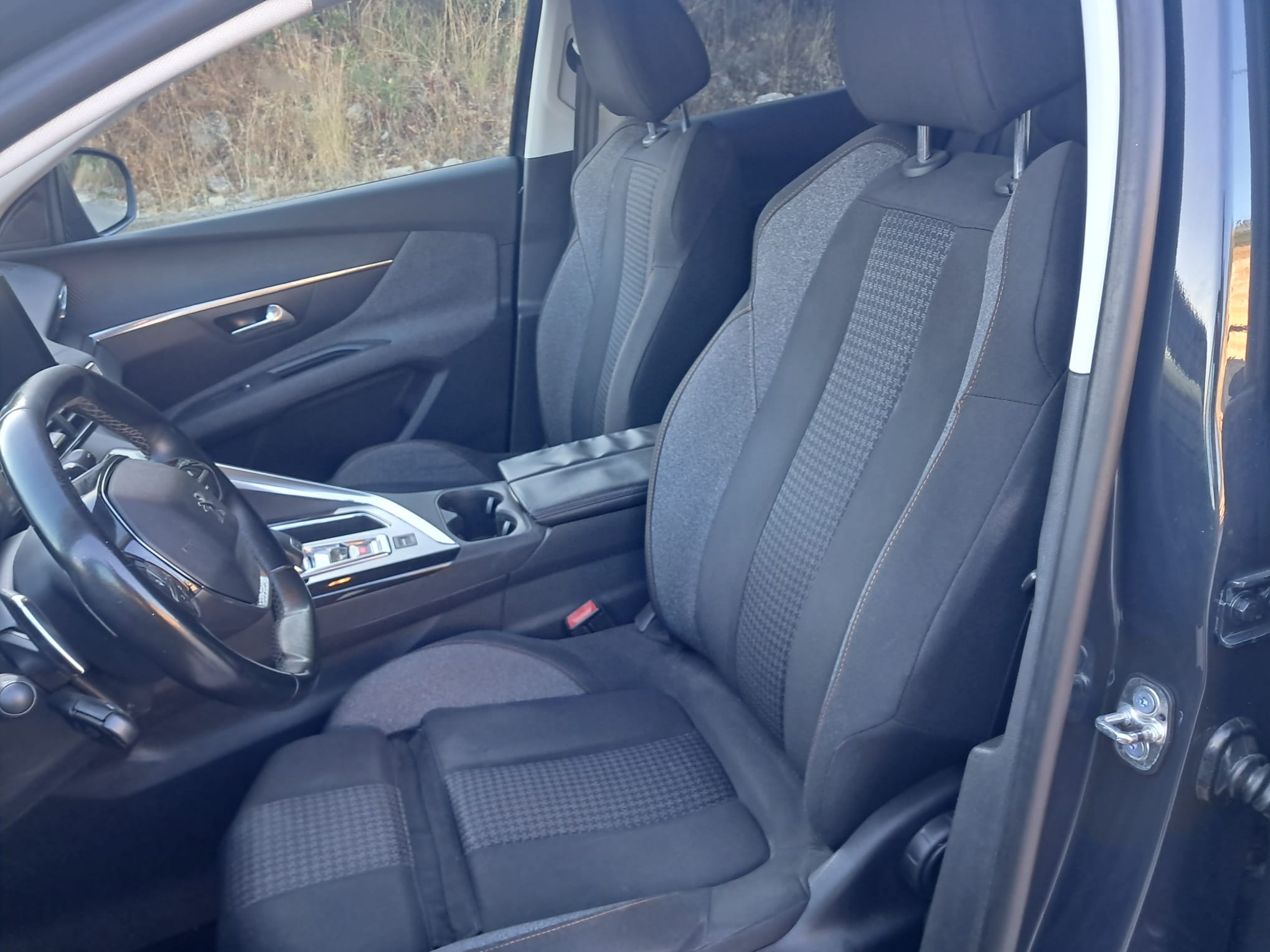 Peugeot 3008 1.6 BlueHDi Business