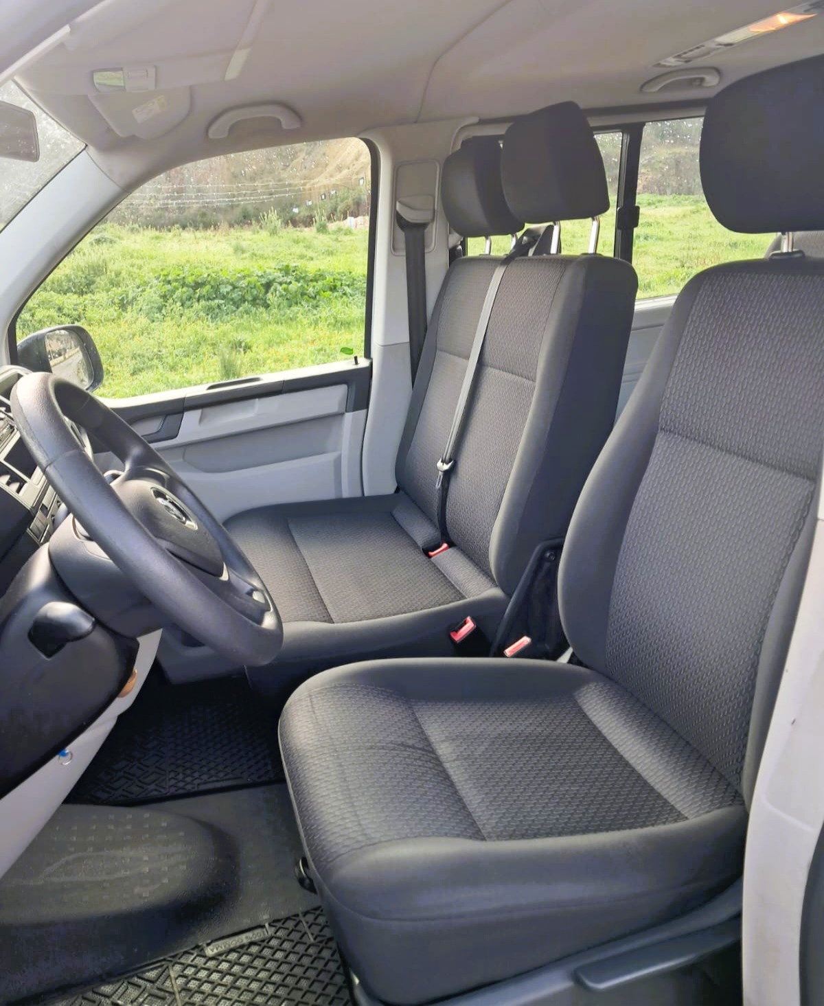 Volkswagen Caravelle 2.0 TDI – 9 posti (Iva Esposta)