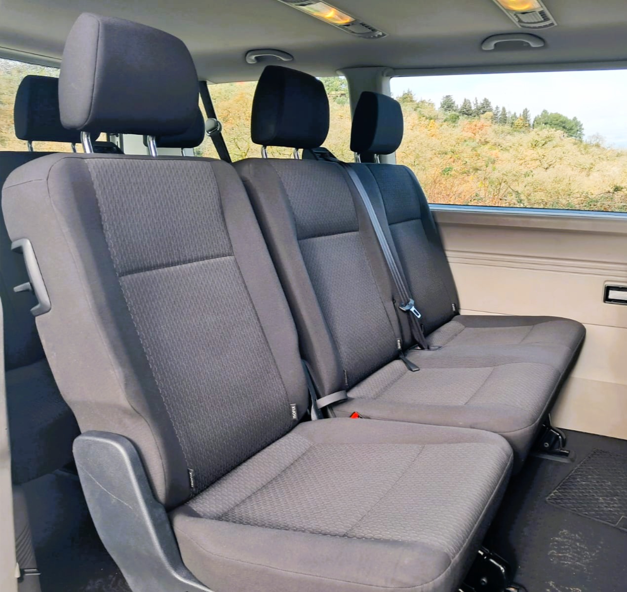 Volkswagen Caravelle 2.0 TDI – 9 posti (Iva Esposta)