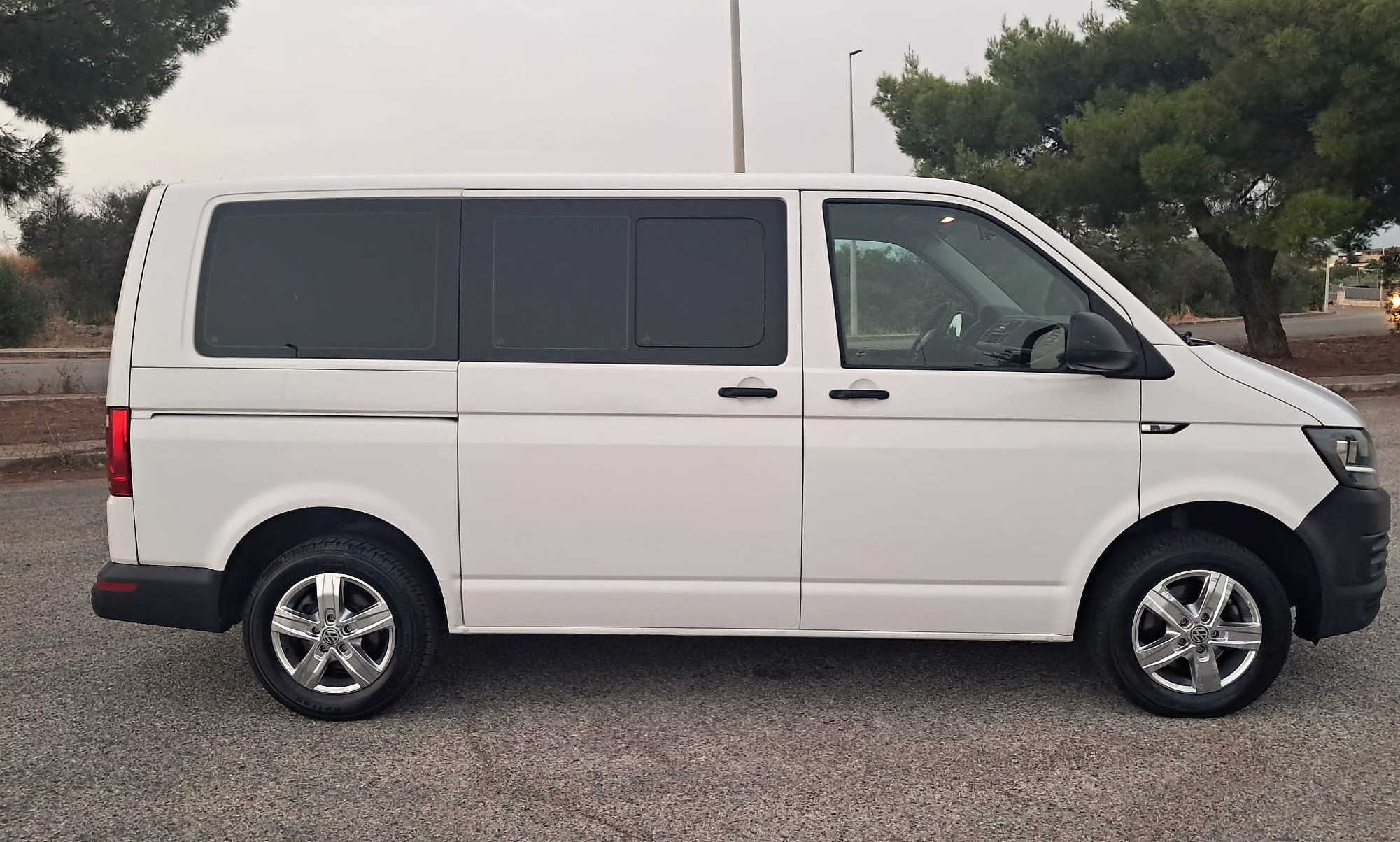 Volkswagen Caravelle 2.0 TDI 150 CV DSG PC Comfortline – 9 posti (Iva Esposta)