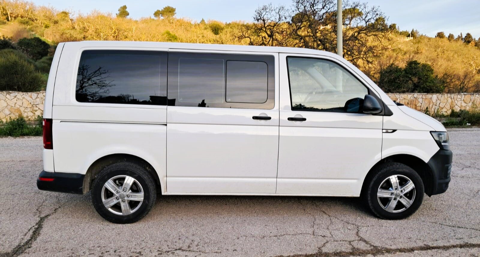 Volkswagen Caravelle 2.0 TDI – 9 posti (Iva Esposta)
