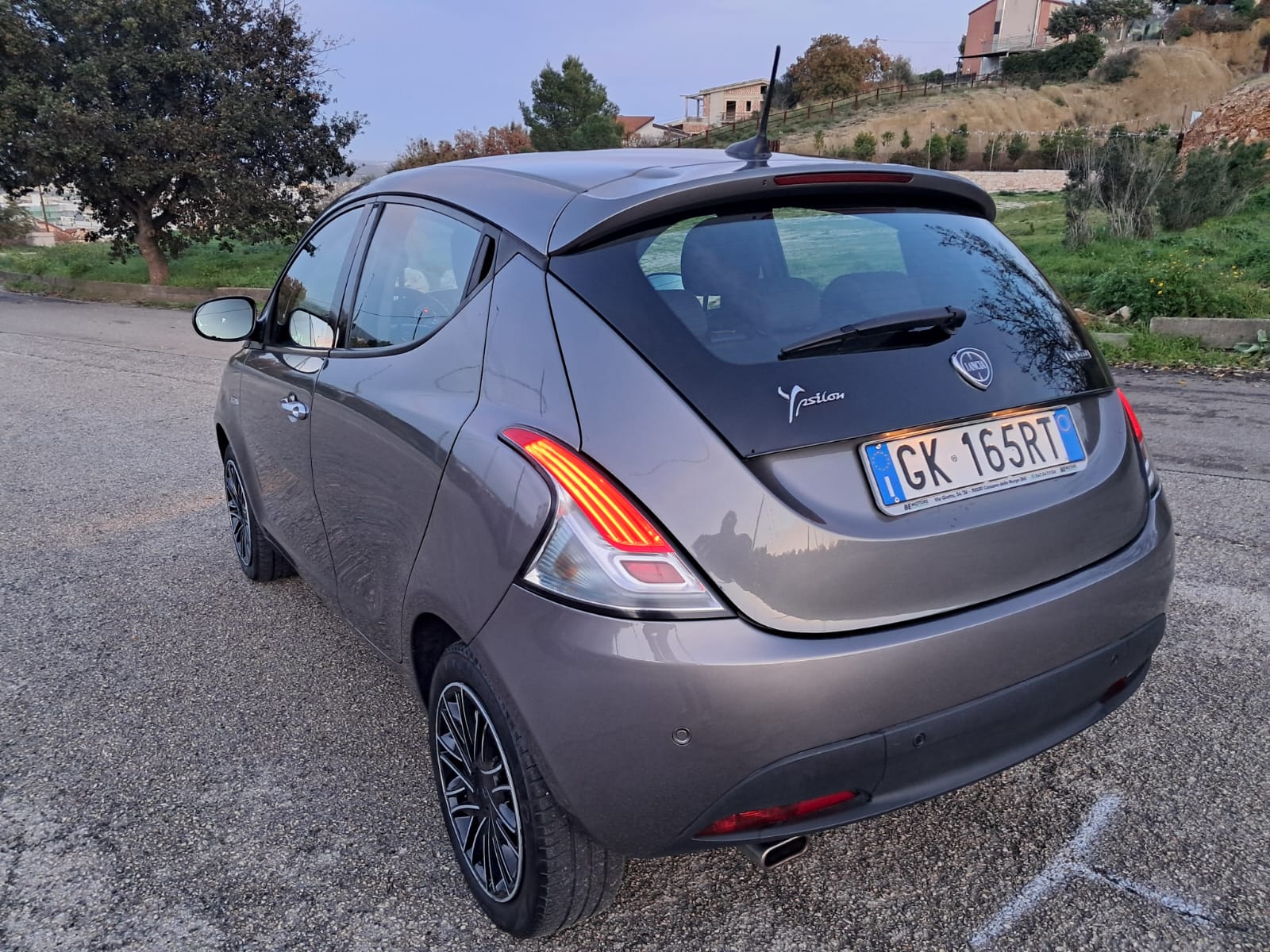 Lancia Ypsilon 1.0 FireFly 70cv S&S Hybrid GOLD (Iva Esposta)
