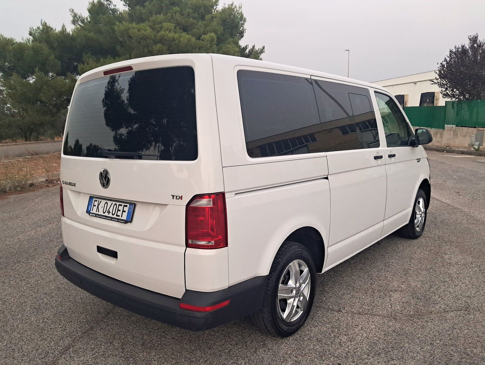 Volkswagen Caravelle 2.0 TDI 150 CV DSG PC Comfortline – 9 posti (Iva Esposta)
