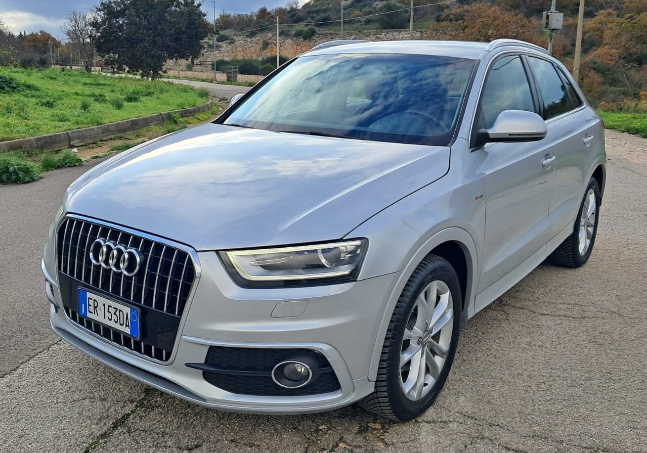 Audi Q3 2.0 TDI 177 CV quattro S-LINE S tronic DSG QUATTRO