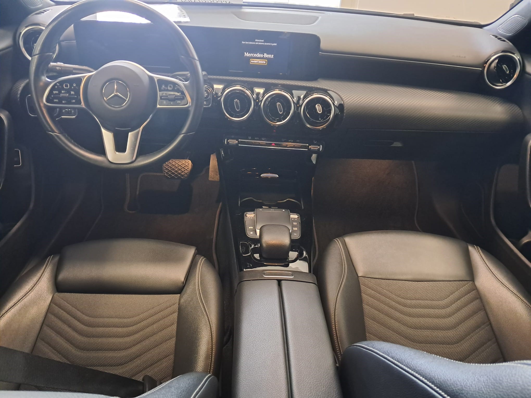 Mercedes Classe A (V177) 2021 A 180 d Automatic Business (Iva Esposta)