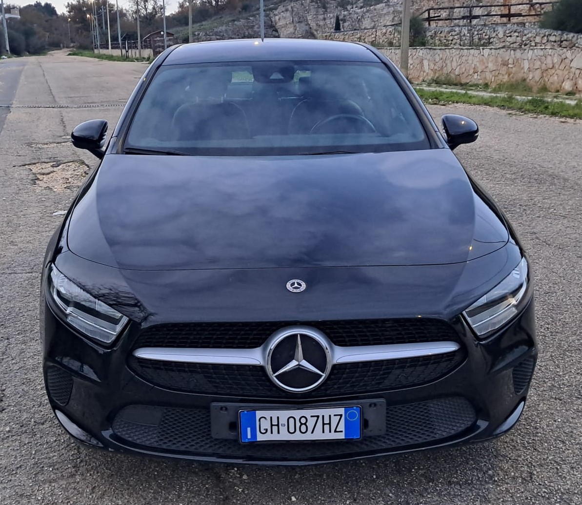 Mercedes Classe A (V177) 2021 A 180 d Automatic Business (Iva Esposta)