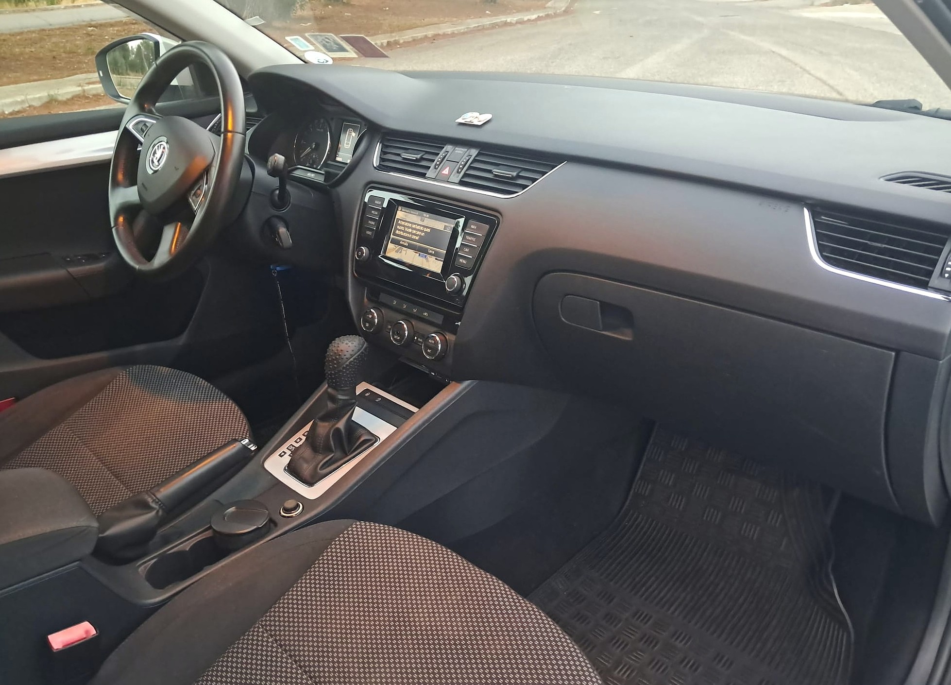 Skoda Octavia 1.6 TDI CR 105 CV DSG Wagon Ambition