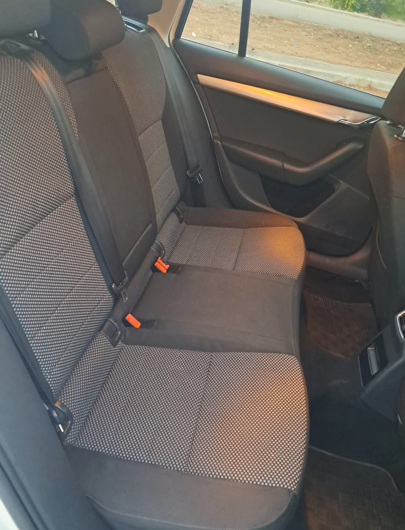 Skoda Octavia 1.6 TDI CR 105 CV DSG Wagon Ambition