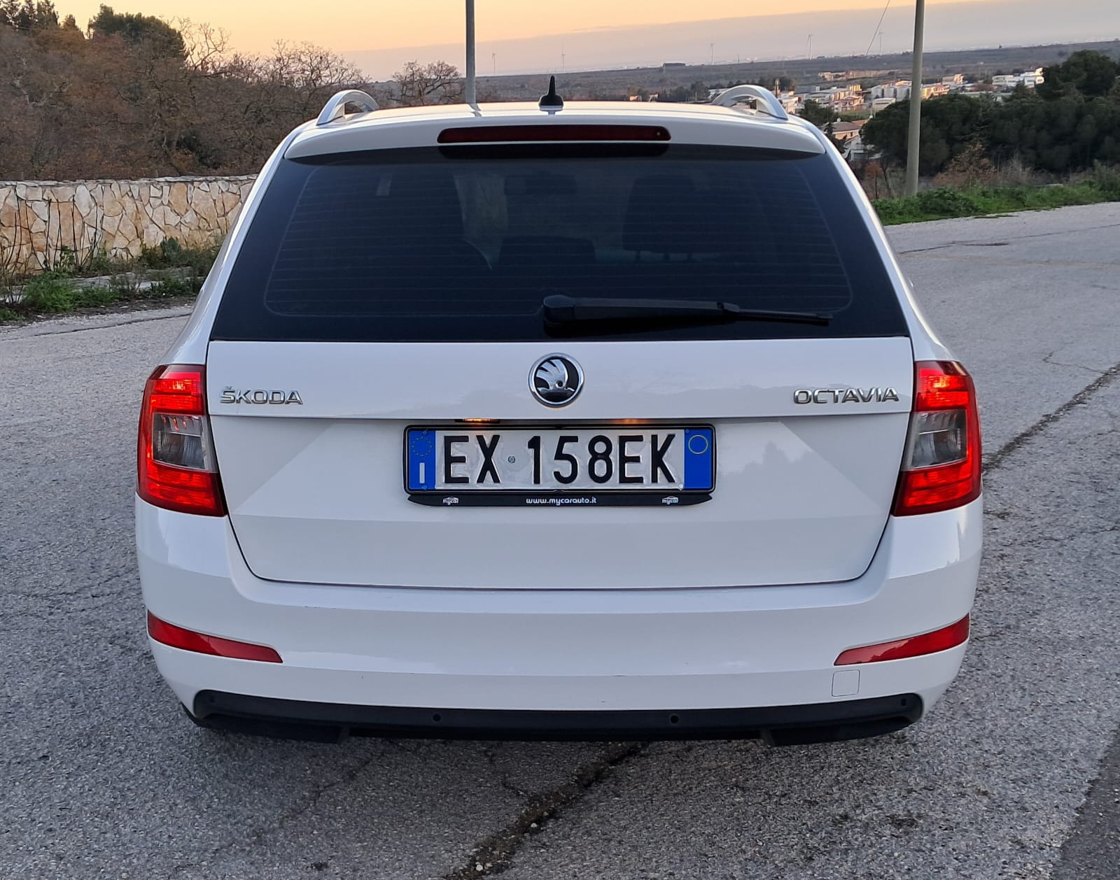 Skoda Octavia 1.6 TDI CR 105 CV DSG Wagon Ambition
