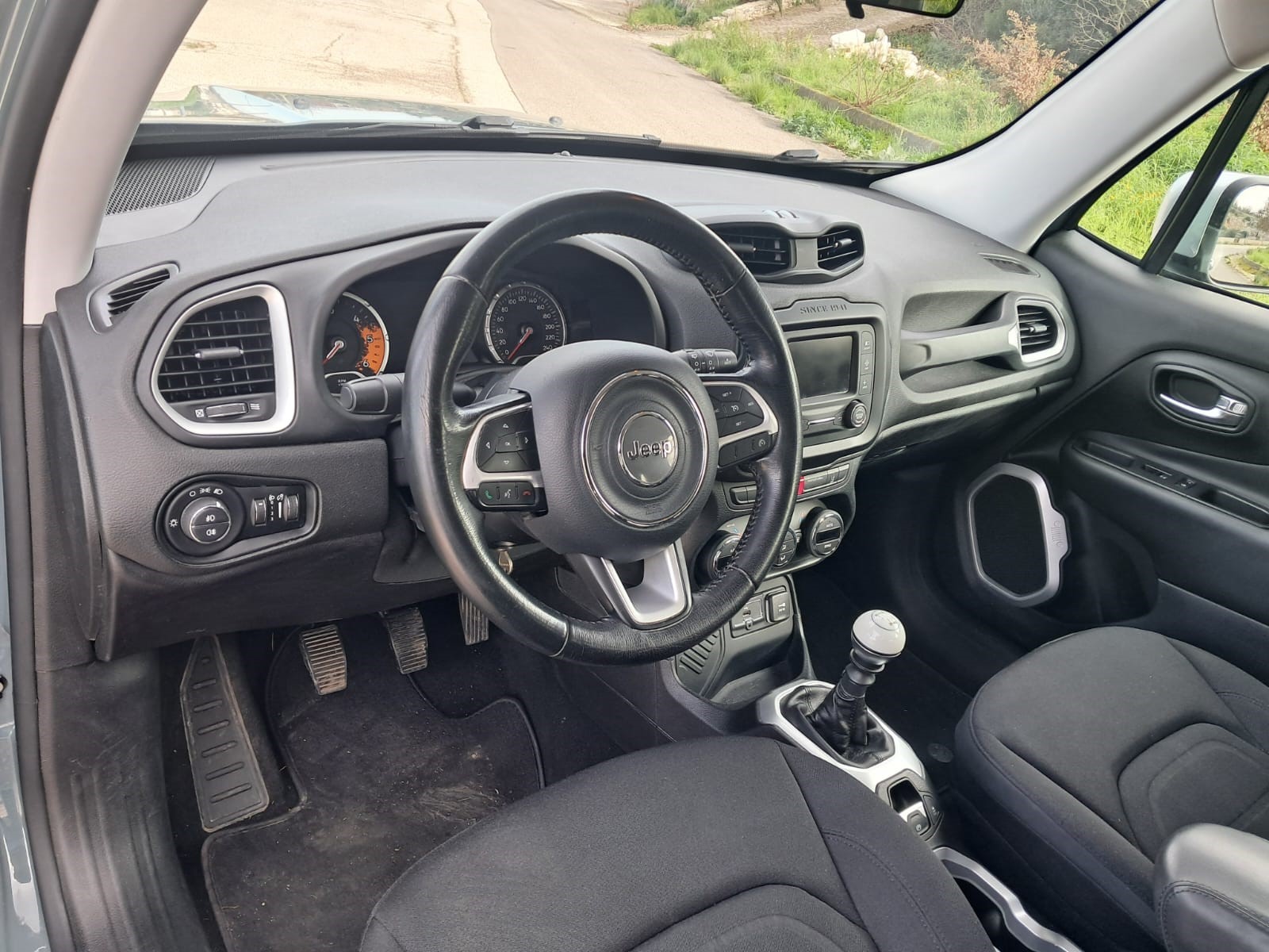 Jeep Renegade 1.6 Mtj 120 CV (eseguito tagliando completo con distribuzione)