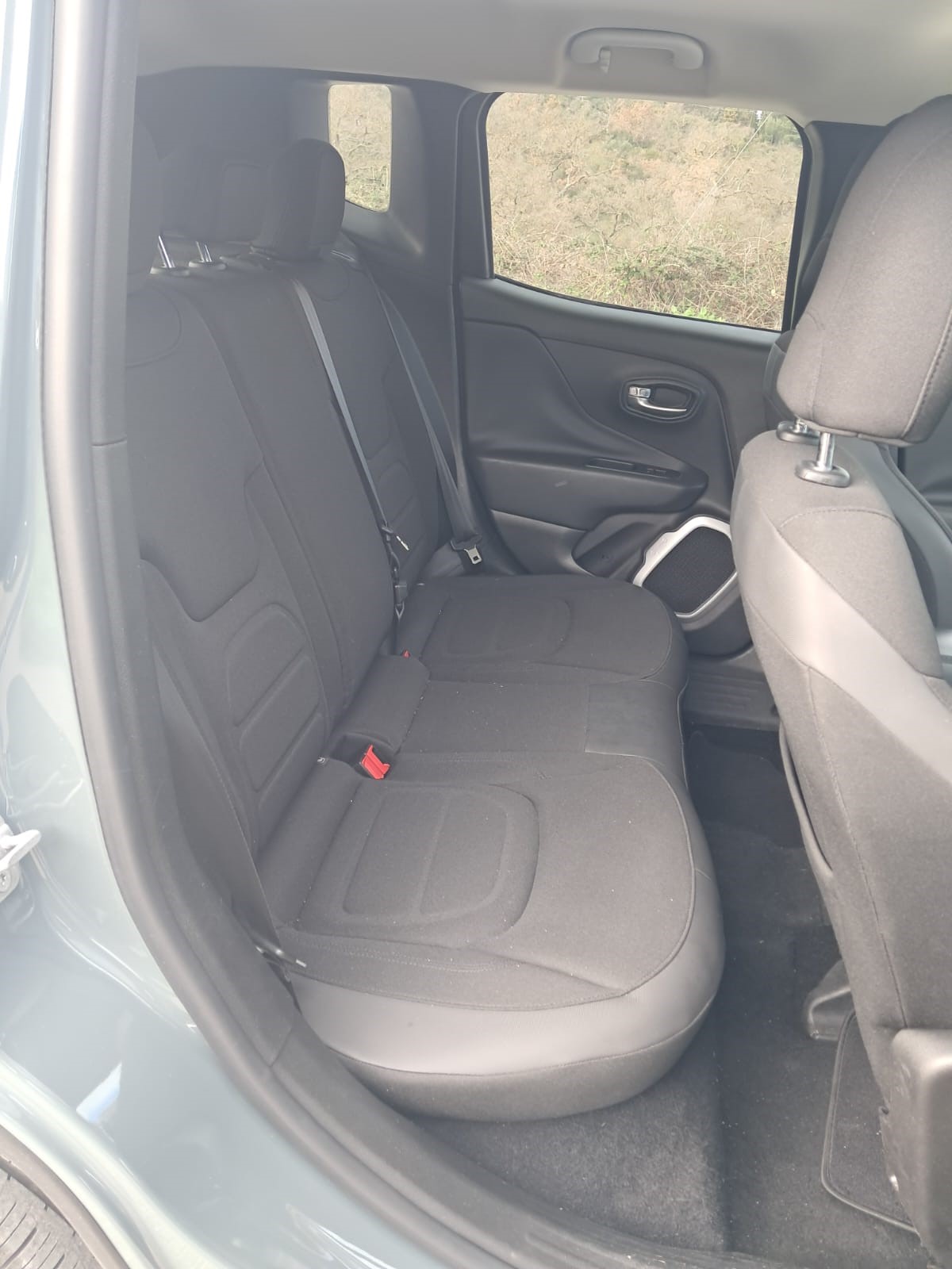 Jeep Renegade 1.6 Mtj 120 CV (eseguito tagliando completo con distribuzione)