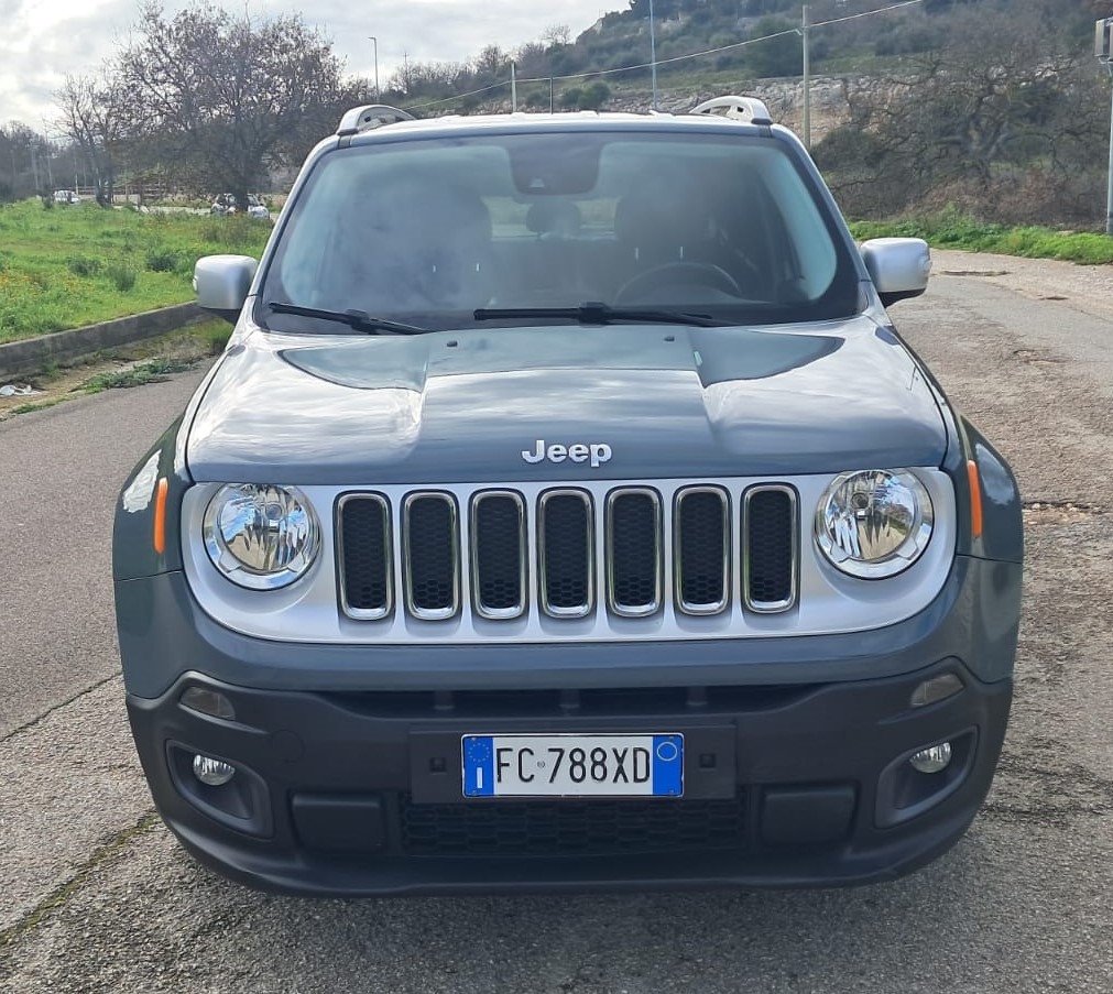 Jeep Renegade 1.6 Mtj 120 CV (eseguito tagliando completo con distribuzione)