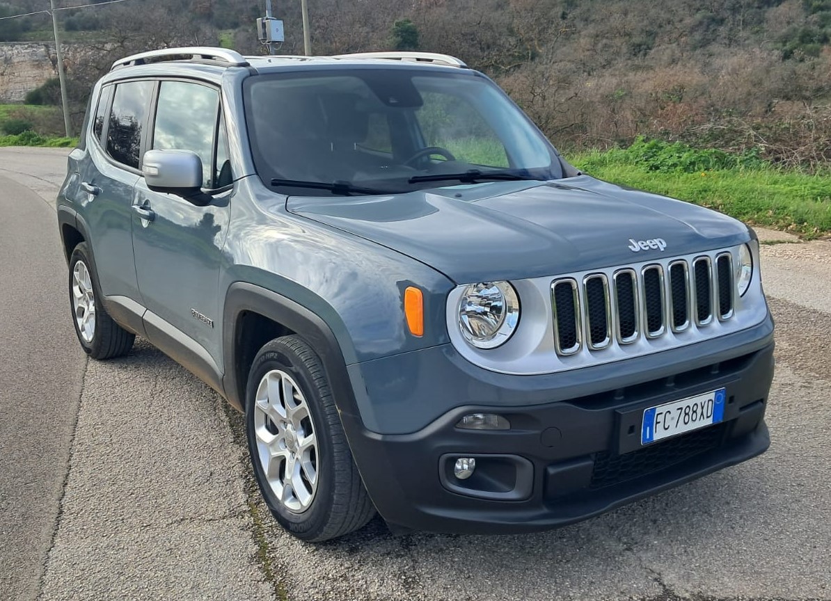 Jeep Renegade 1.6 Mtj 120 CV (eseguito tagliando completo con distribuzione)