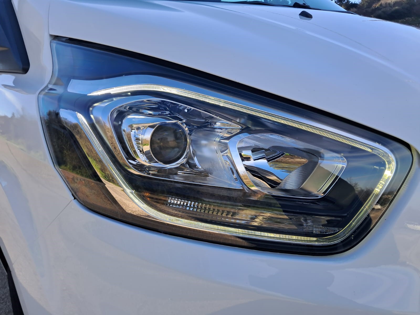 Ford Transit Custom 300 EcoBlue Hybrid 130PL Furgone Trend