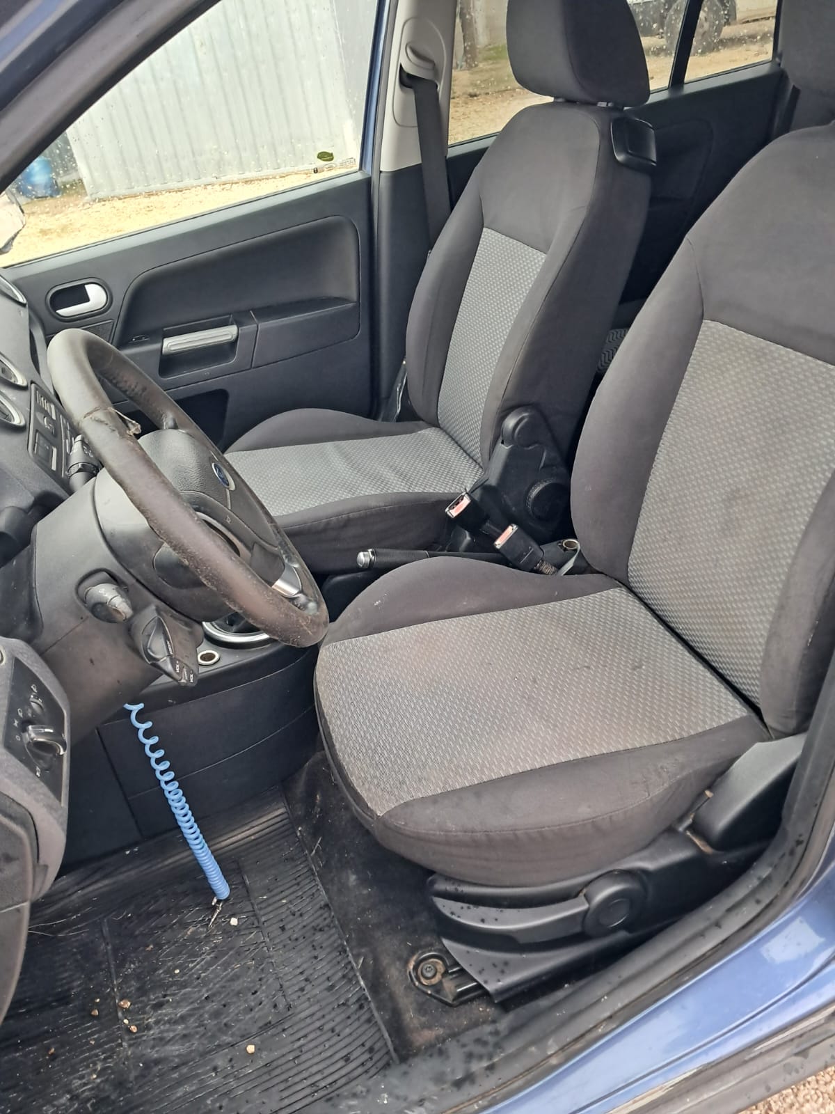 Ford Fusion 1.4 TDCi (con gancio traino)