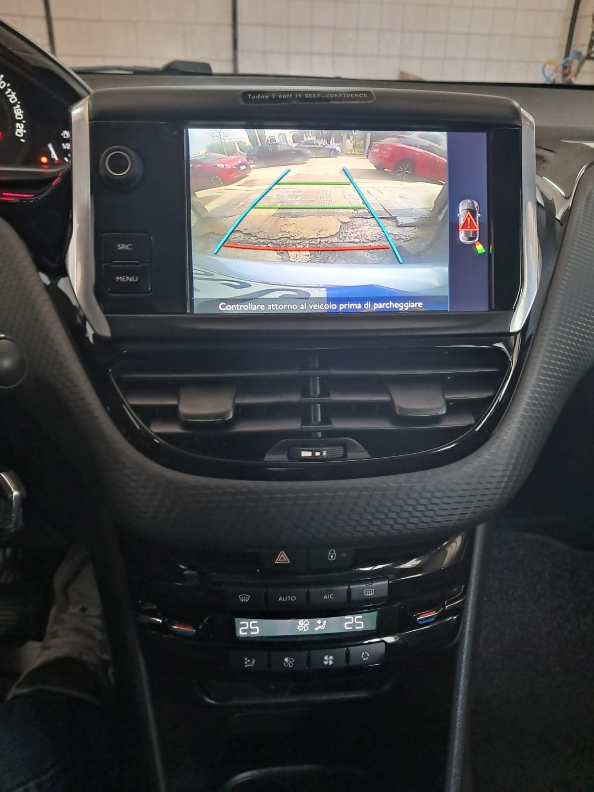 Peugeot 208 1.2 – 5 posti 60kw (Benzina/Gpl)