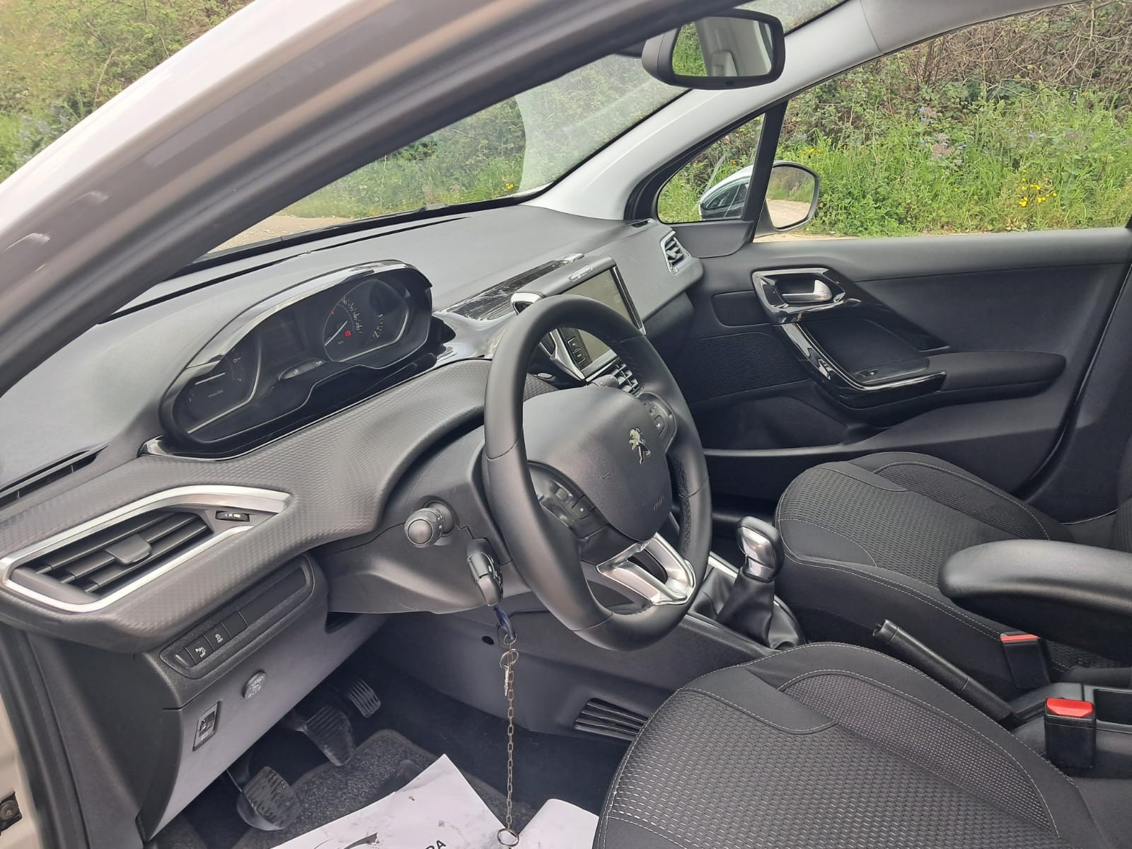 Peugeot 208 1.2 – 5 posti 60kw (Benzina/Gpl)