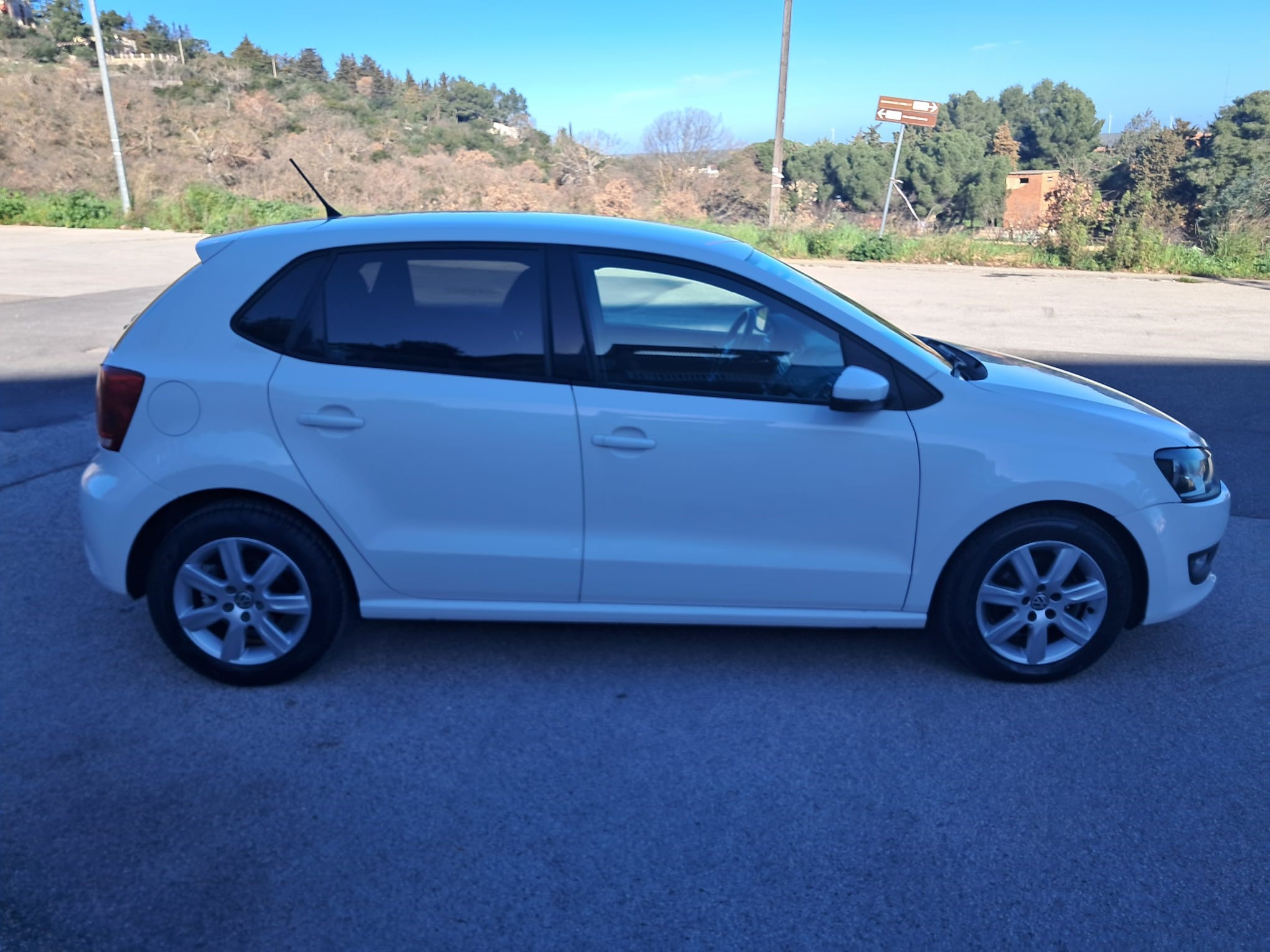 Volkswagen Polo1.6 TDI (con gancio traino e block shaft)