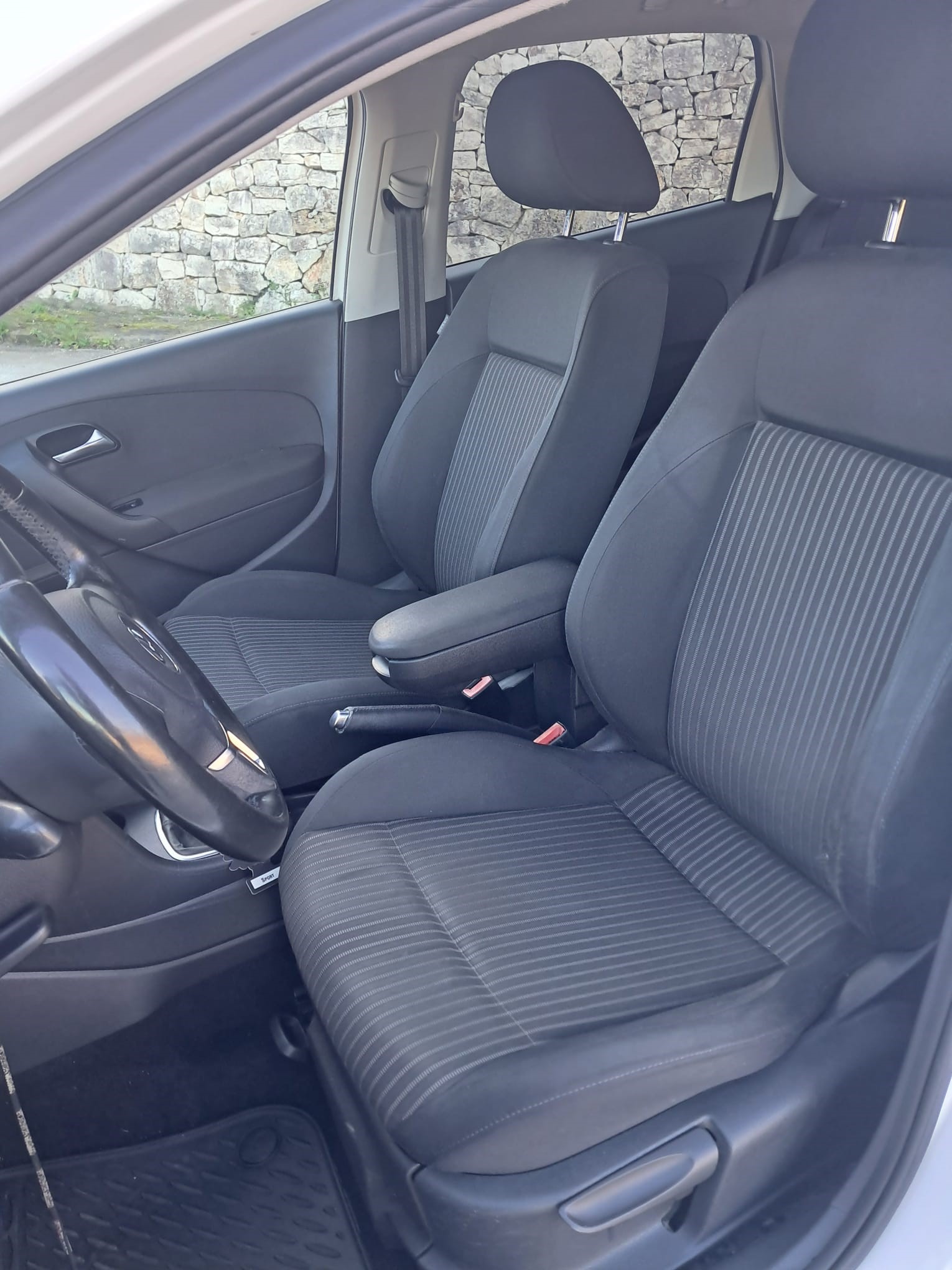 Volkswagen Polo1.6 TDI (con gancio traino e block shaft)