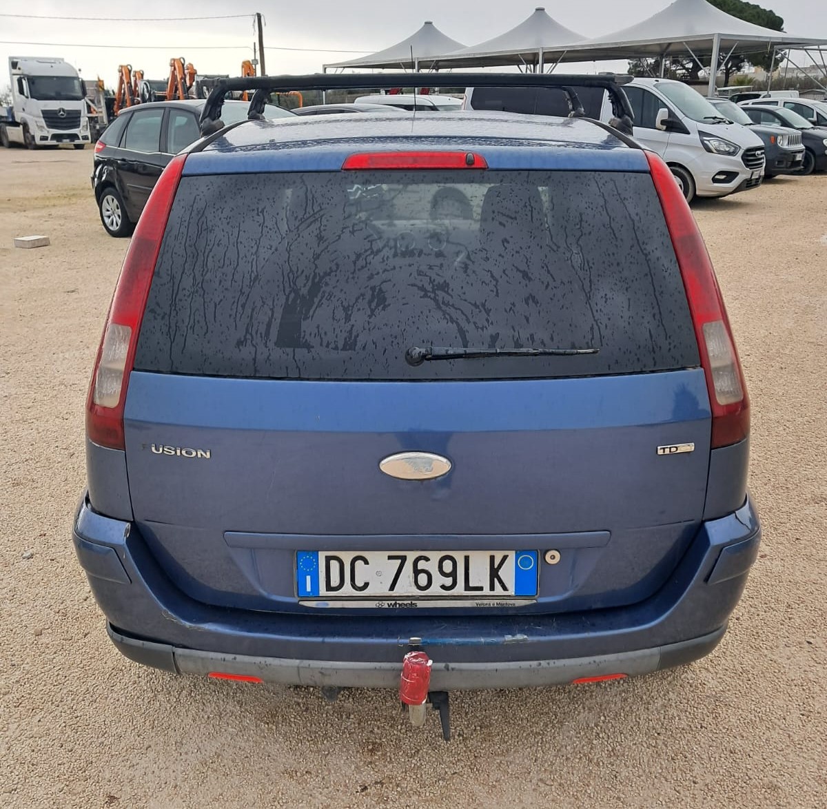 Ford Fusion 1.4 TDCi (con gancio traino)