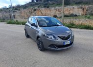 Lancia Ypsilon 1.0 FireFly S&S Hybrid