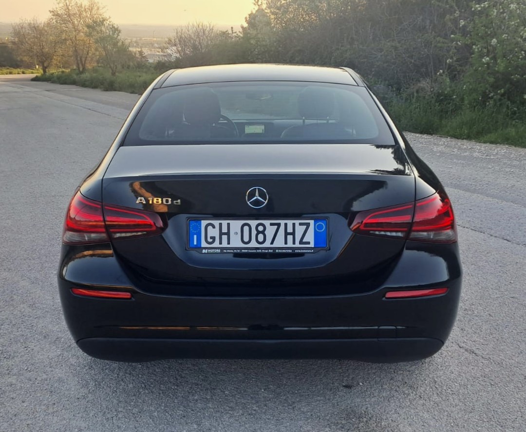 Mercedes-benz A 180 d Automatic Business V177 (IVA ESPOSTA)