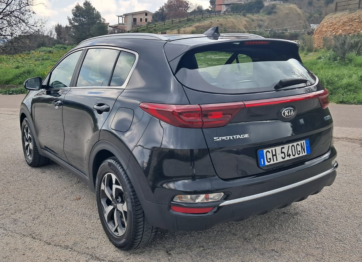Kia Sportage 1.6 CRDI 136 CV Mild Hybrid Business Class (Iva Esposta)