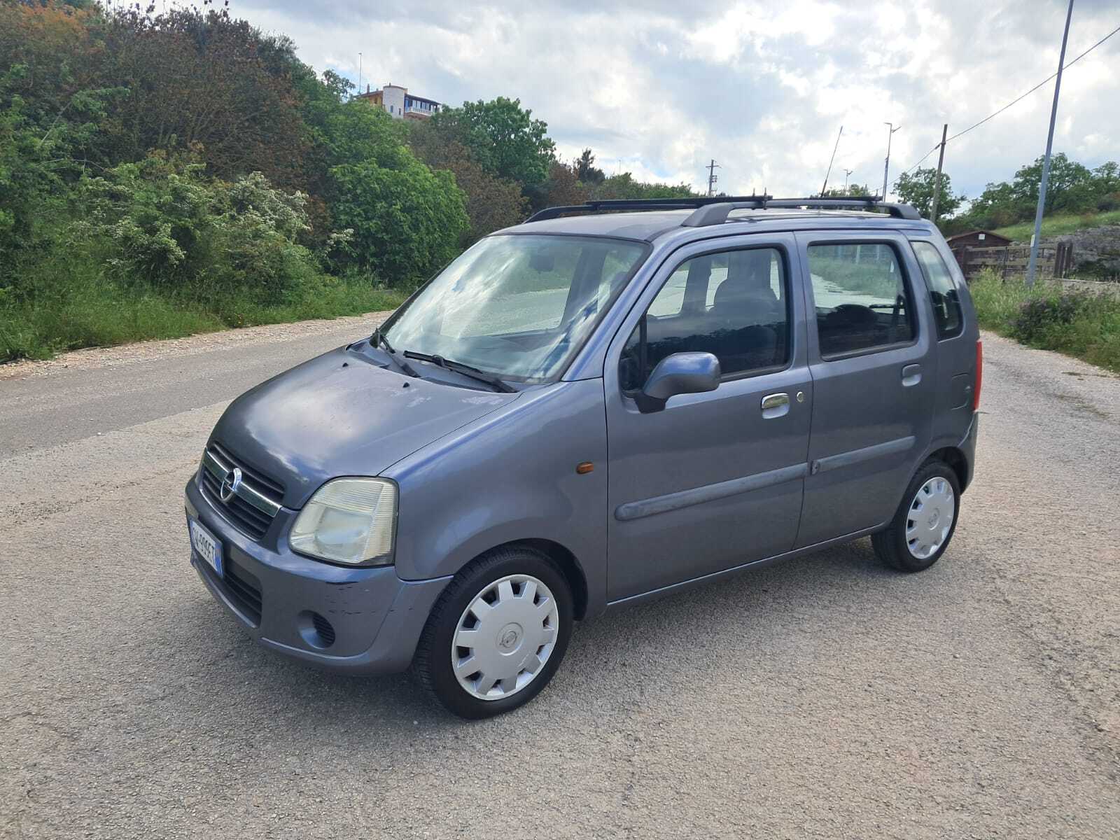 Opel Agila 1200 benz