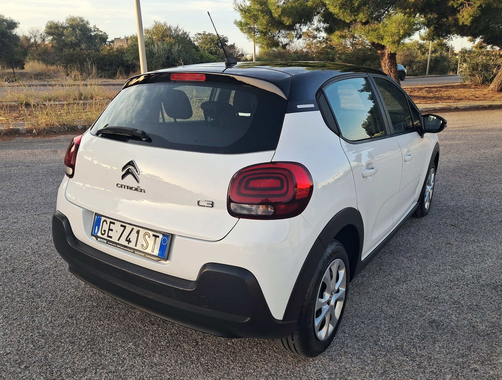 Citroen C3 BlueHDi 100 S&S Shine Pack (IVA ESPOSTA)