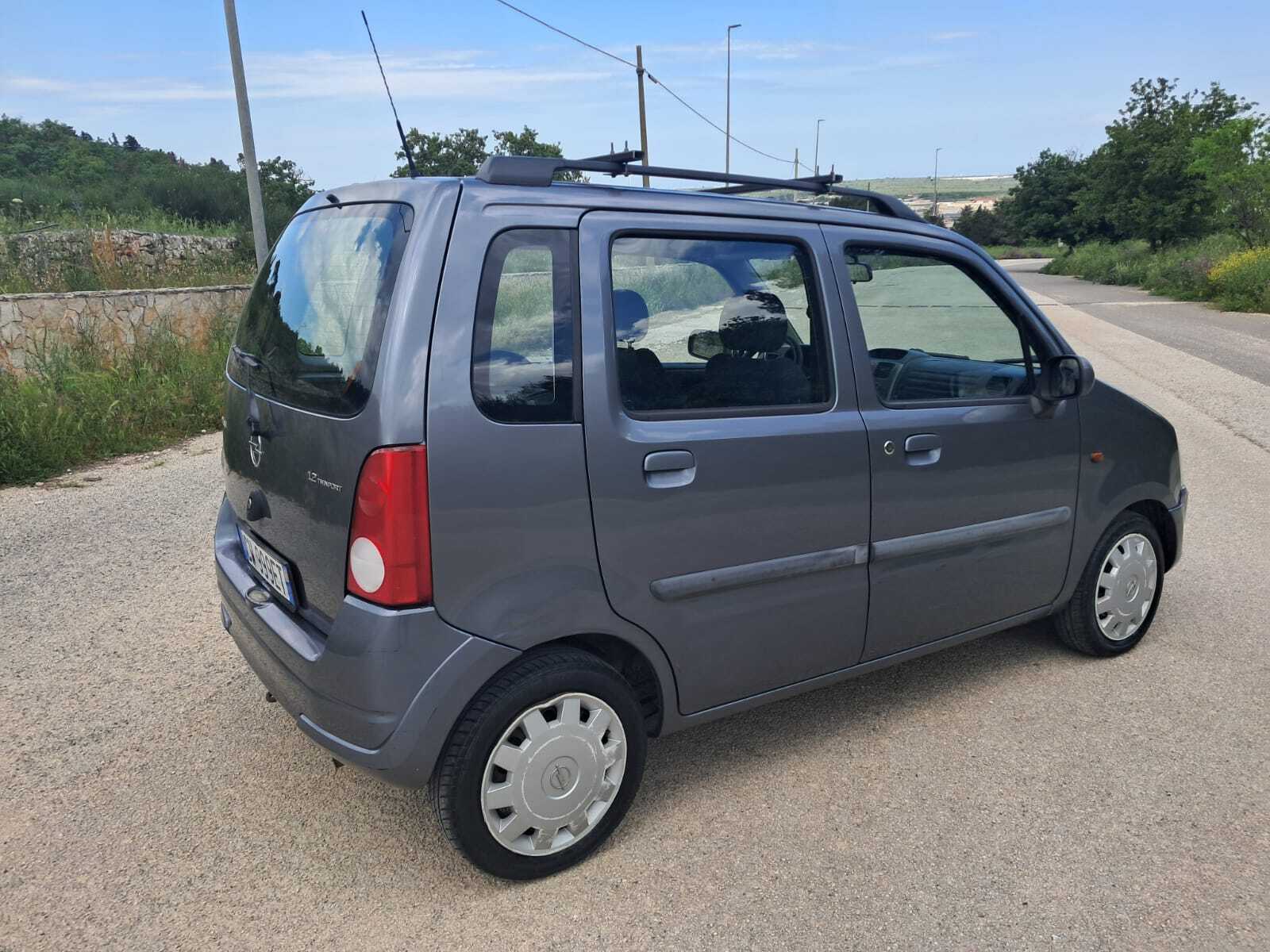 Opel Agila 1200 benz